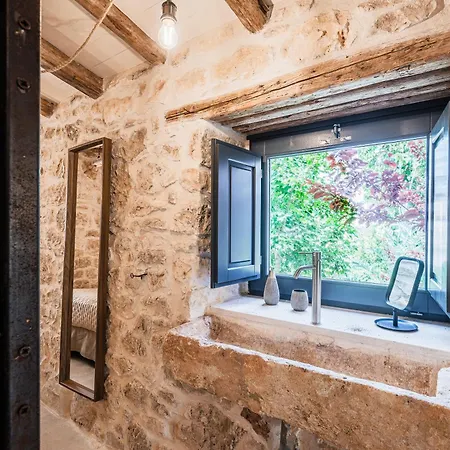 Helloapulia Casa Khaya *